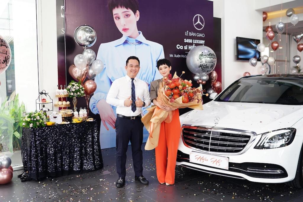 Mới 23 tuổi, ca sĩ Hiền Hồ đã tậu Mercedes-Benz S-Class xa xỉ, giá 5 tỷ đồng ảnh 5