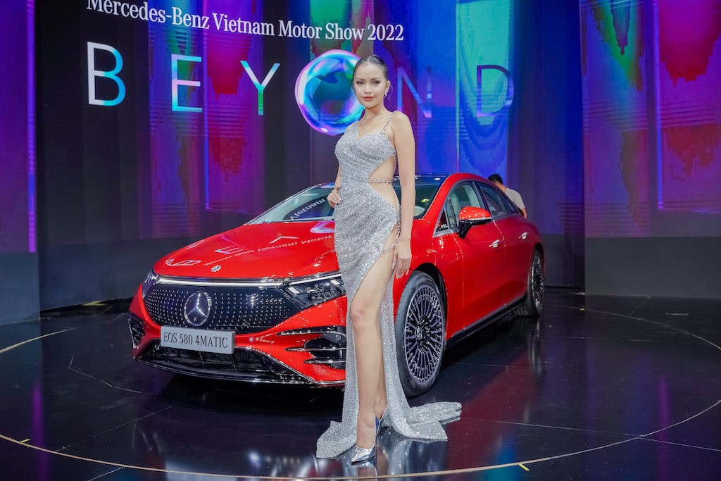 Mercedes-Benz và dàn xe sang 17 chiếc, tổng giá trị cả trăm tỷ tại triển lãm ô tô Việt Nam 2022 ảnh 8