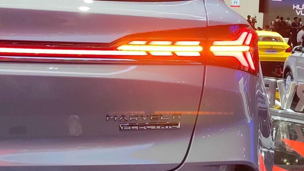 Ra mắt mẫu SUV “flagship” Marvel R của MG, đối thủ của Toyota bZ4X tại VMS 2022  ảnh 9