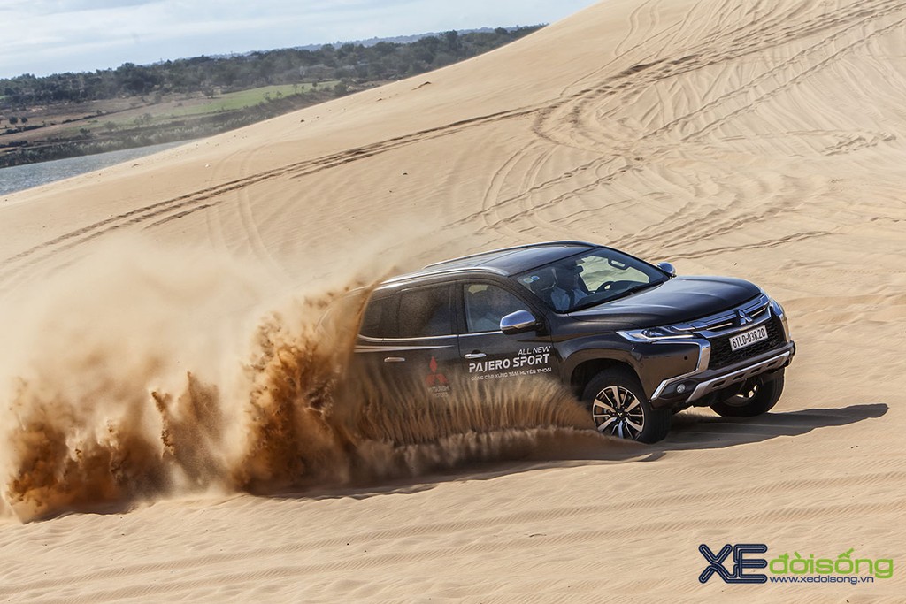 Off-road kiểu “Dakar Rally” phi thường với Mitsubishi tại đồi cát Bàu Trắng ảnh 10