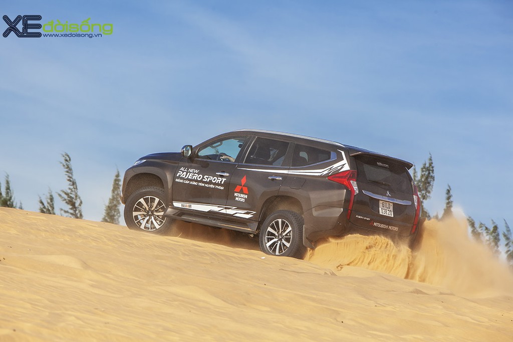 Off-road kiểu “Dakar Rally” phi thường với Mitsubishi tại đồi cát Bàu Trắng ảnh 22