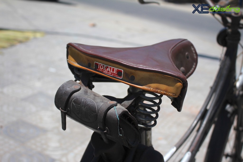 Diện kiến “cụ” xe đạp máy Mobylette AV3 nguyên bản sau 70 năm, bảo vật tại phố cổ Hội An ảnh 17