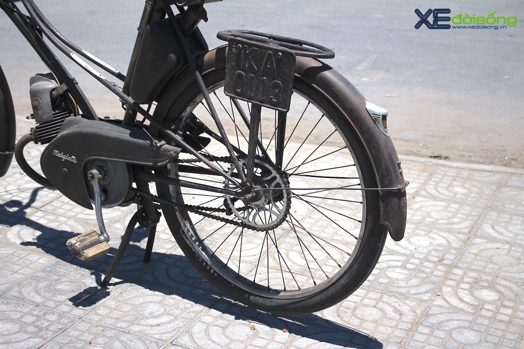 Diện kiến “cụ” xe đạp máy Mobylette AV3 nguyên bản sau 70 năm, bảo vật tại phố cổ Hội An ảnh 18