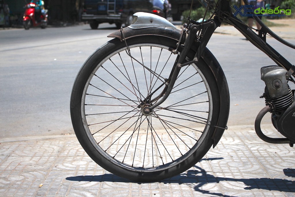 Diện kiến “cụ” xe đạp máy Mobylette AV3 nguyên bản sau 70 năm, bảo vật tại phố cổ Hội An ảnh 8