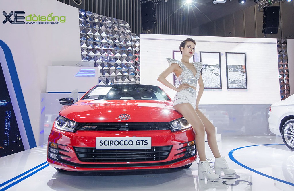 Thùy Trâm NextTop Model cá tính với Volkswagen Scirocco GTS ảnh 1