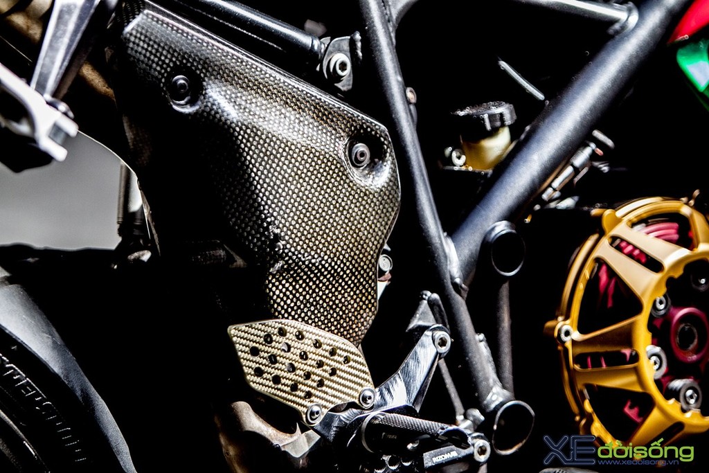 Ngắm Ducati 1198, huyền thoại trong làng Super Bike xi-lanh đôi ảnh 13