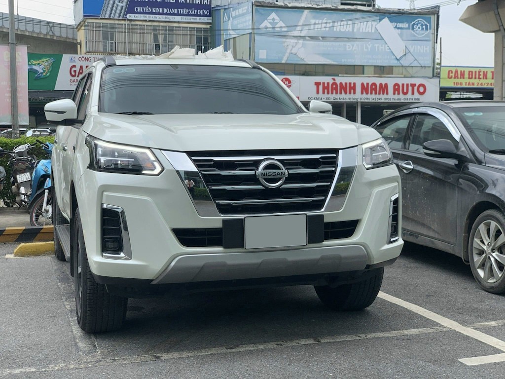 SUV hạng trung Nissan Terra 2022 về đại lý tại Hà Nội, trang bị thế này thì đấu Ford Everest kiểu gì? ảnh 6