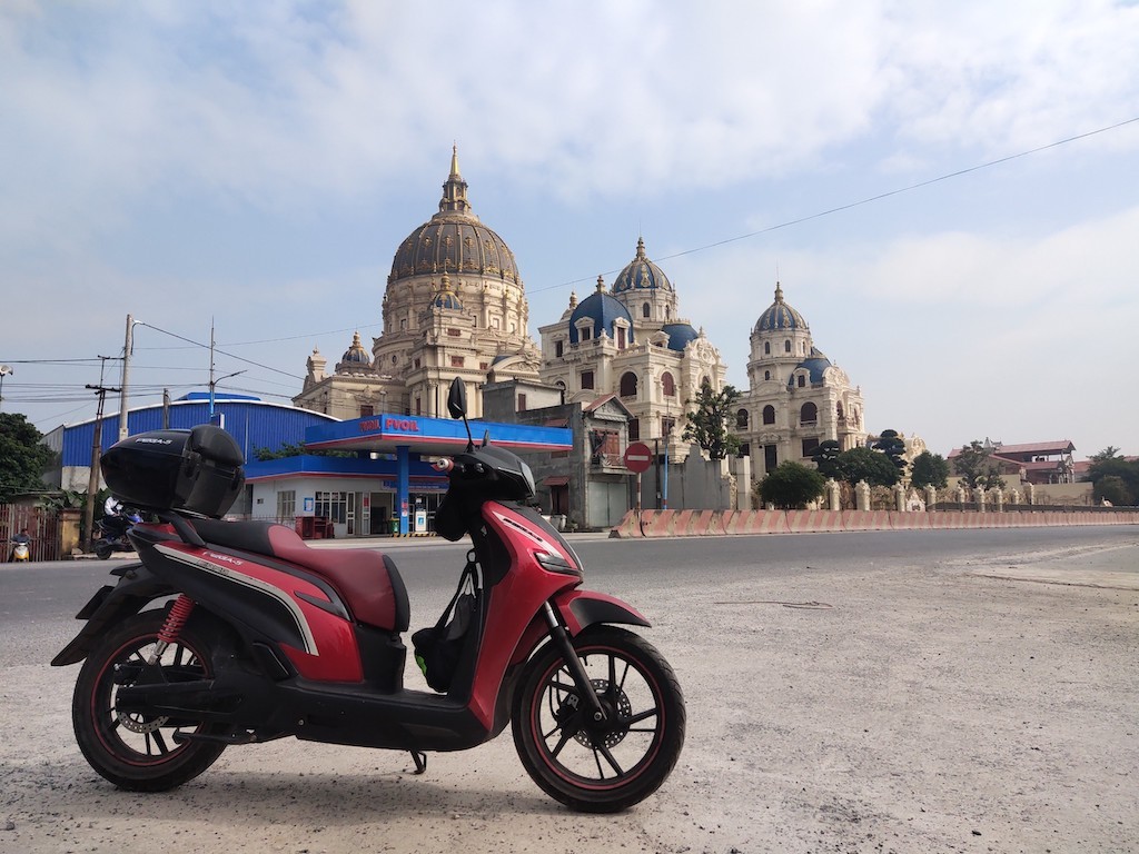 Chạy xe máy điện Pega-S, người đàn ông Hà Nội đi xuyên từ Móng Cái tới Cà Mau ảnh 6