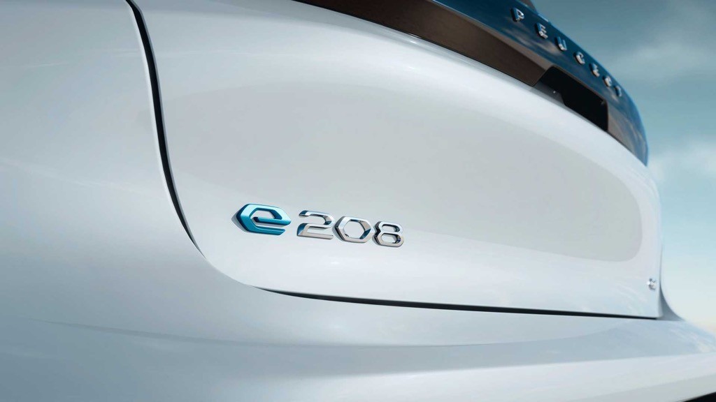 Ra mắt hatchback Peugeot e-208, xe hạng B mà mạnh ngang hạng C nhờ hệ động lực này ảnh 4