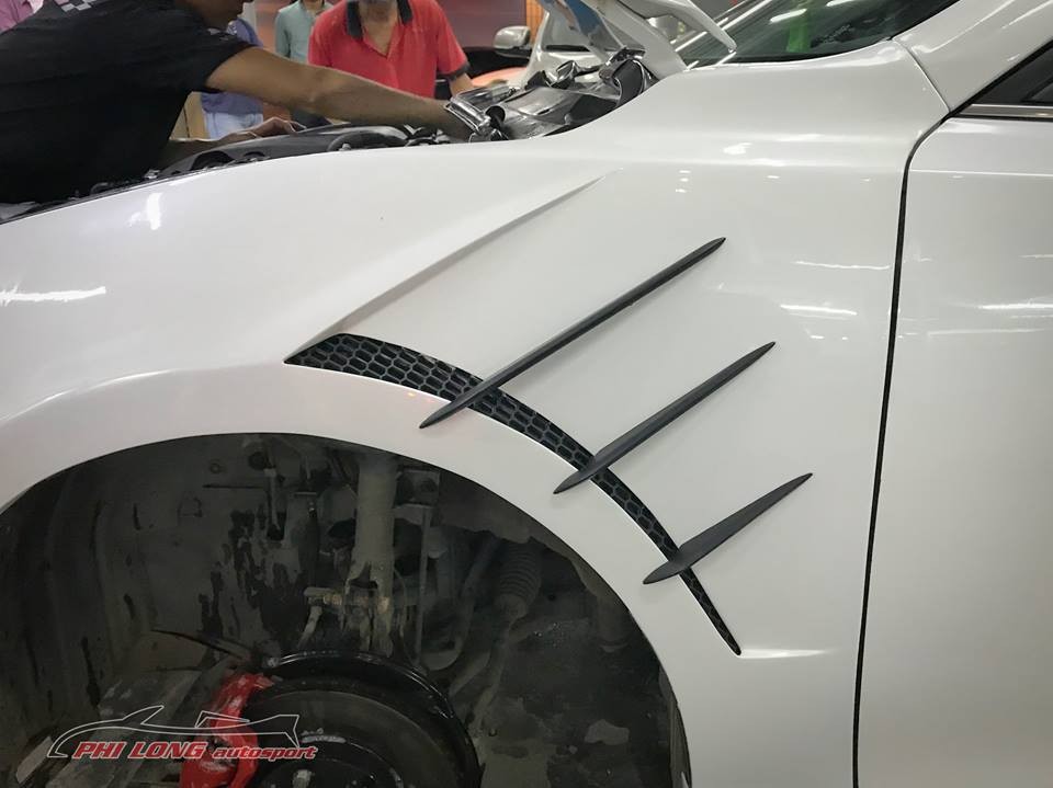 Philong Bodykit ra lò bản độ Mazda3 nhìn như Lexus  ảnh 9