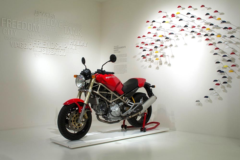 Ducati chuẩn bị kỷ niệm 25 năm sinh nhật Ducati Monster ảnh 1