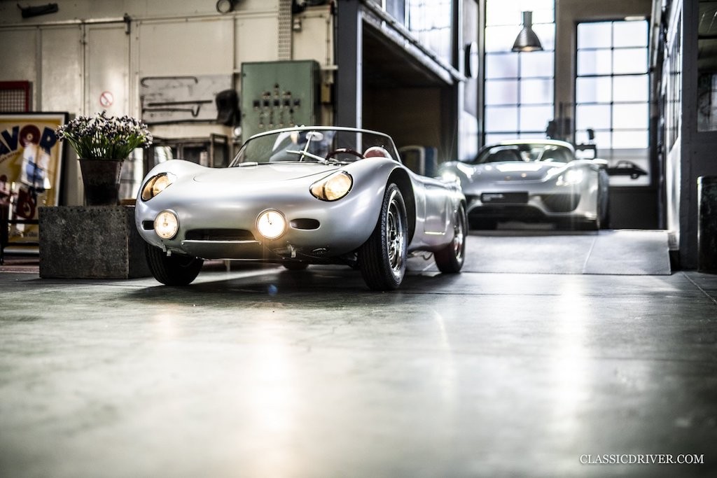 Người mê Porsche “phát cuồng” khi thấy 3 biểu tượng siêu xe đặc biệt hội tụ mừng sinh nhật ảnh 4
