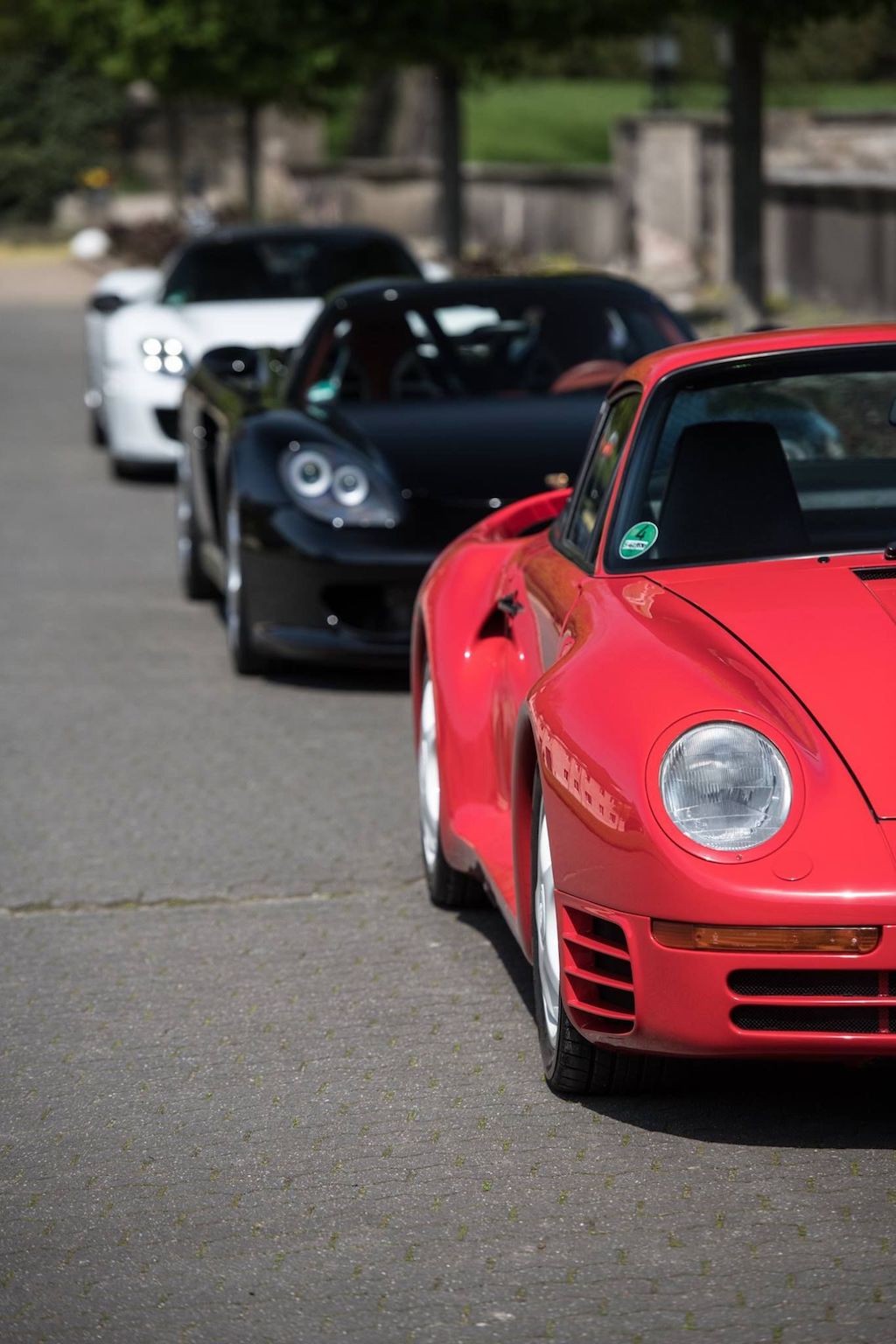 Xem 3 thế hệ hypercar nhà Porsche “so dáng” cùng nhau ảnh 7
