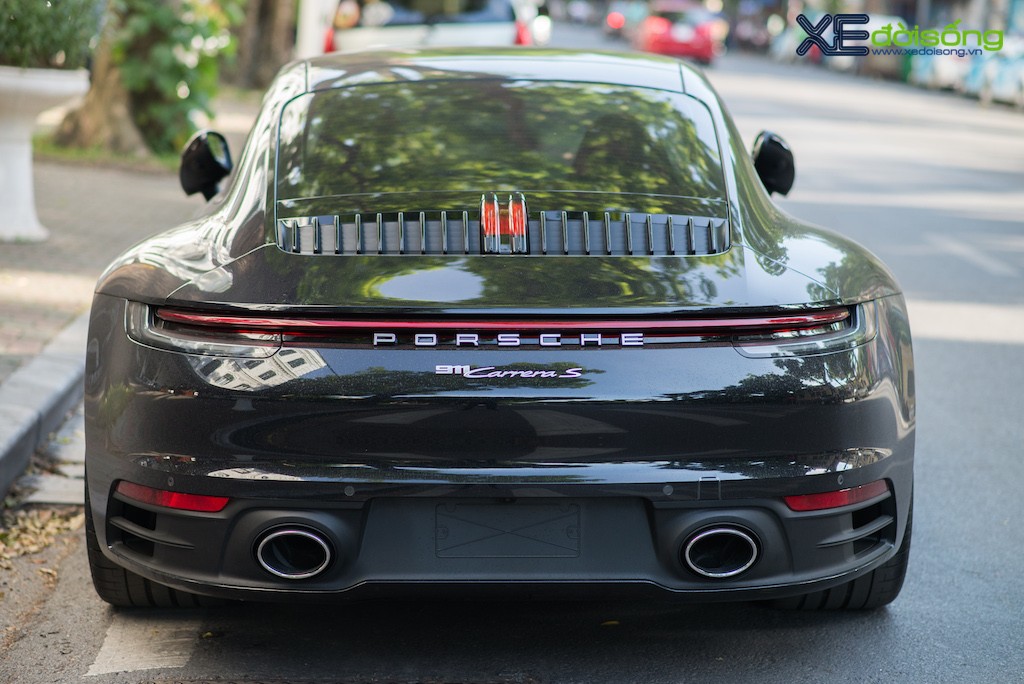 Chiêm ngưỡng vẻ đẹp Porsche 911 Carrera S thế hệ mới với nhiều tùy chọn đắt giá tại Hà Nội. ảnh 4