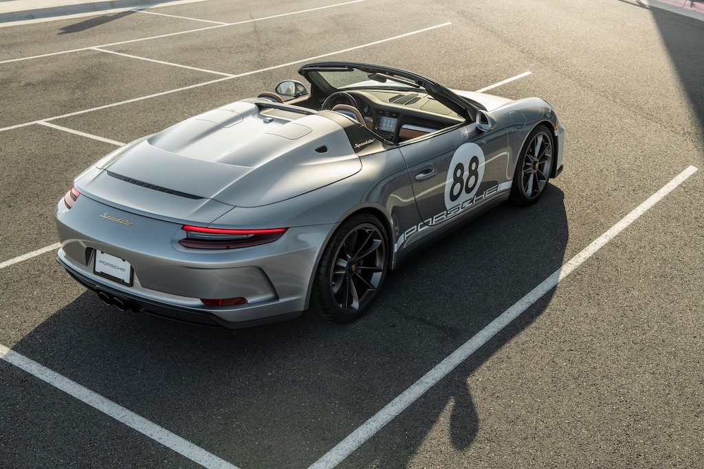 Chung tay chống COVID-19, Porsche ủng hộ siêu phẩm 911 đặc biệt để đấu giá ảnh 2