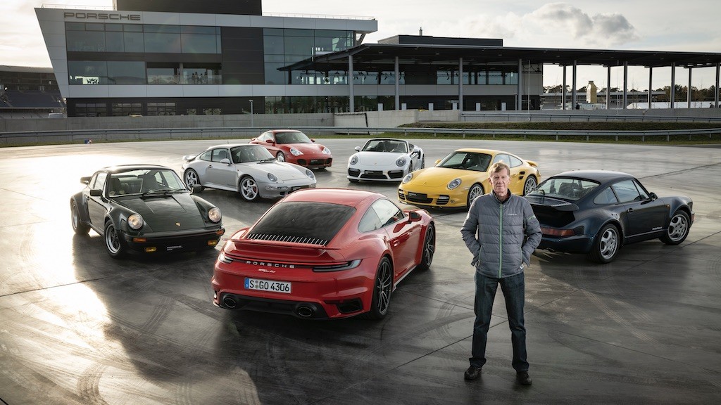 Từng bất bại trên đường đua, huyền thoại rally Walter Röhrl có gì để nói về mọi thế hệ của Porsche 911 Turbo? ảnh 1