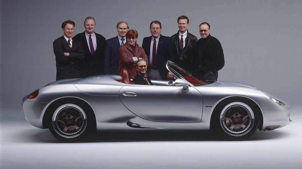 Nhìn lại lịch sử 25 năm của Boxster - chiếc xe thể thao giá rẻ đã cứu rỗi Porsche ảnh 1