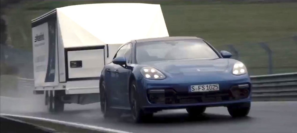 Porsche Panamera lập kỷ lục kéo rơ-mooc tại Nurburgring ảnh 3