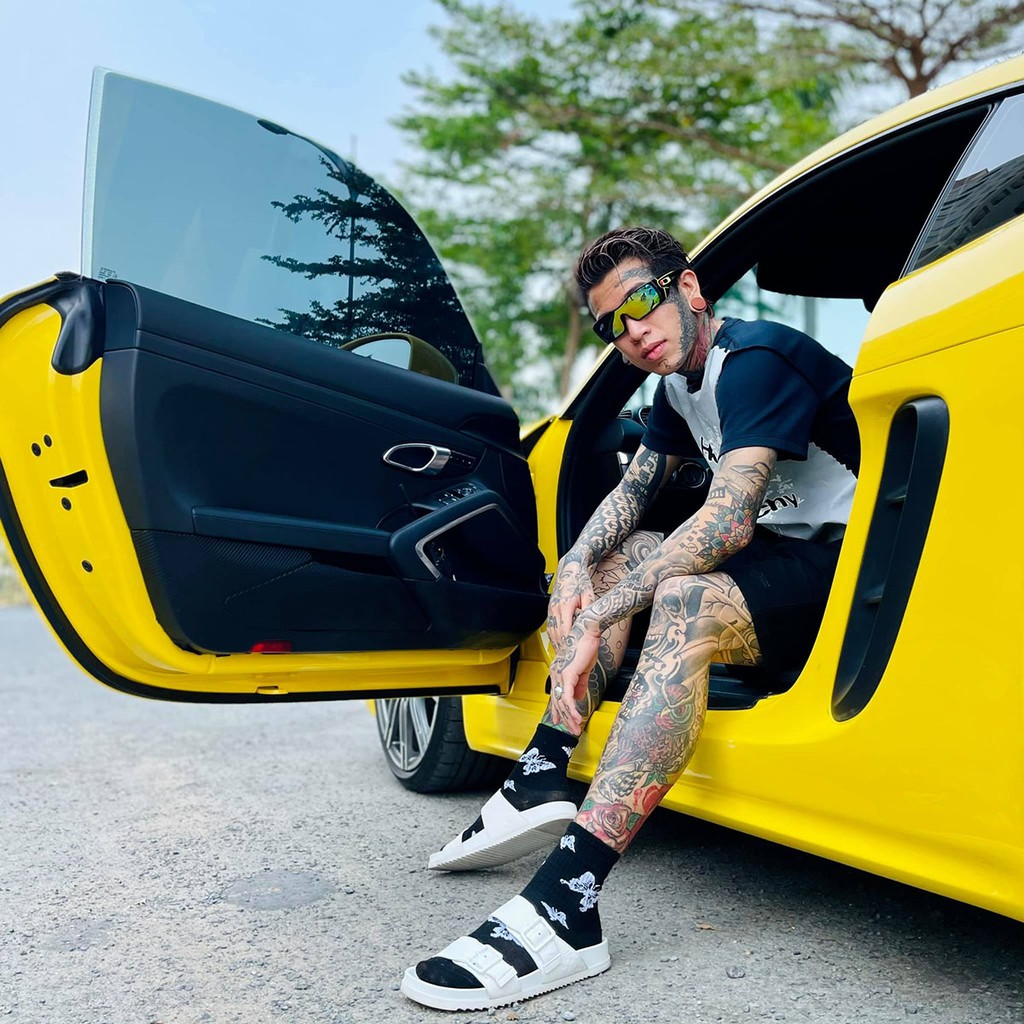 Rapper Dế Choắt tung “hit” điên cuồng với Porsche Cayman: Sức mạnh từ bên trong! ảnh 4