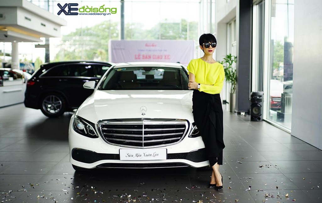 Siêu mẫu-doanh nhân LaLa Xuân Lan tậu xe sang Mercedes-Benz E200 hơn 2 tỉ đồng ảnh 3