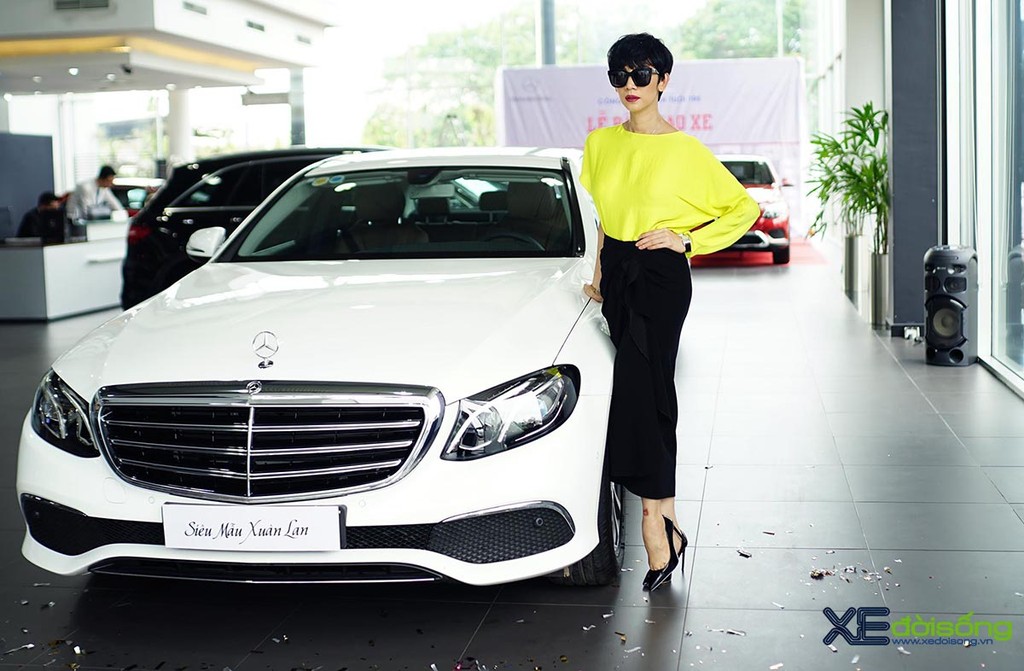 Siêu mẫu-doanh nhân LaLa Xuân Lan tậu xe sang Mercedes-Benz E200 hơn 2 tỉ đồng ảnh 4