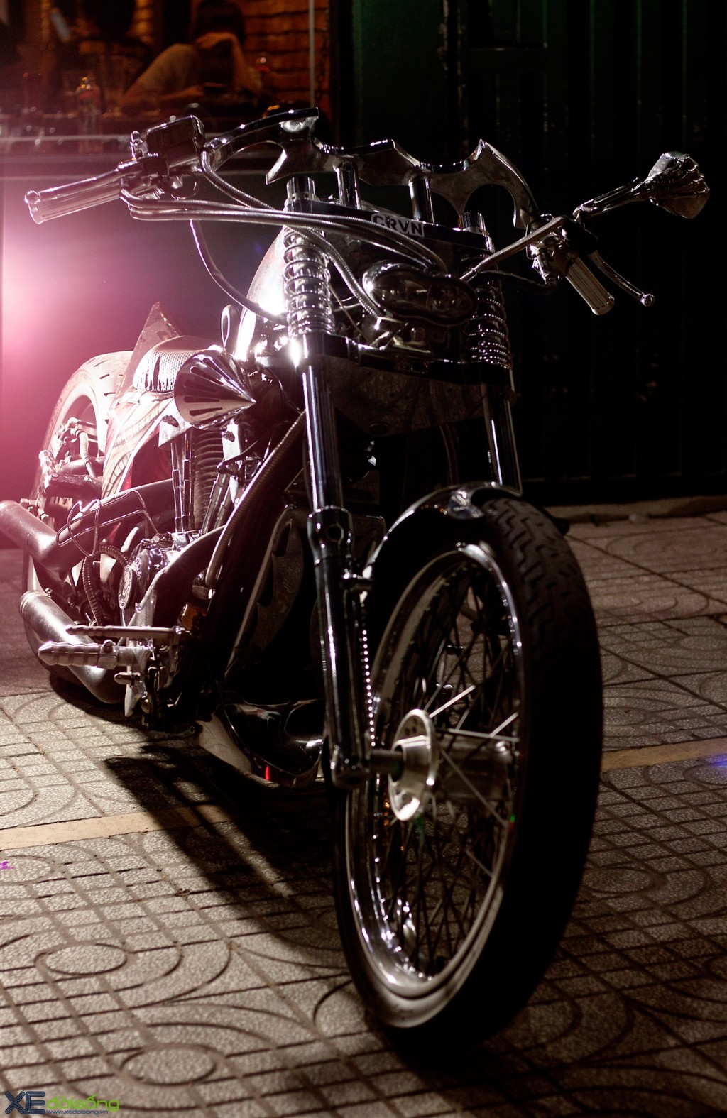 Honda Shadow 600 độ Bobber kịch độc của 9X Sài Thành, dân Graffic Design ảnh 7