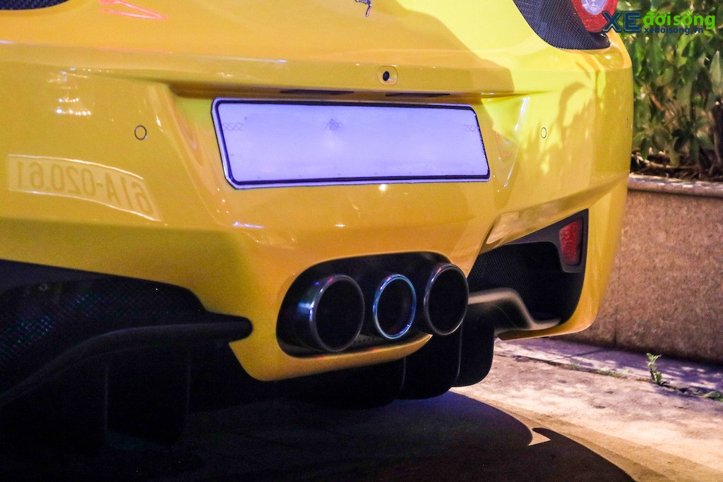 Bắt gặp Ferrari 458 Italia màu vàng “còn zin”, hiếm gặp trên phố Việt ảnh 5