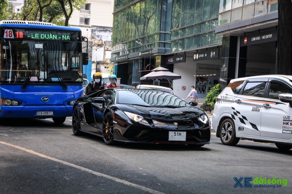 “Bò tót đen” hầm hố Lamborghini Aventador S thứ 2 tại Việt Nam “tái xuất giang hồ“ ảnh 2