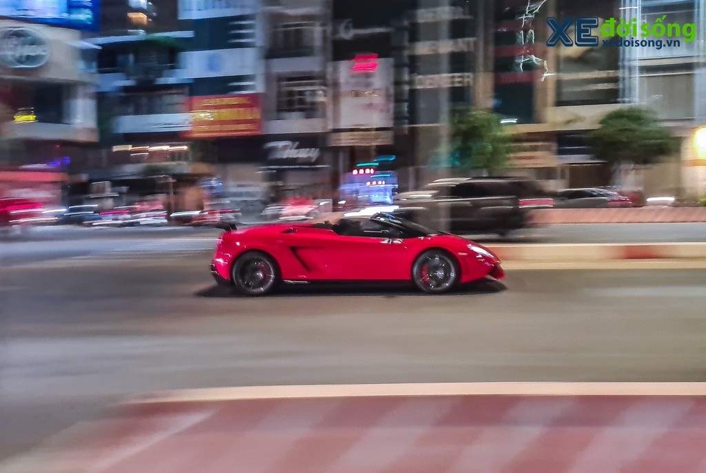 Bắt gặp siêu xe Lamborghini Gallardo Performante Spyder thứ 2 bất ngờ xuất hiện ở Việt Nam ảnh 5