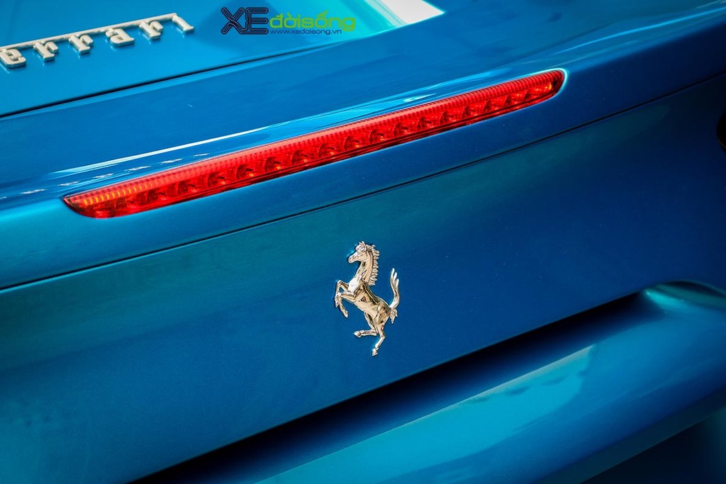 Ferrari 488 Spider Blu Corsa hàng độc gây xôn xao trong Đại học HUTECH ảnh 9
