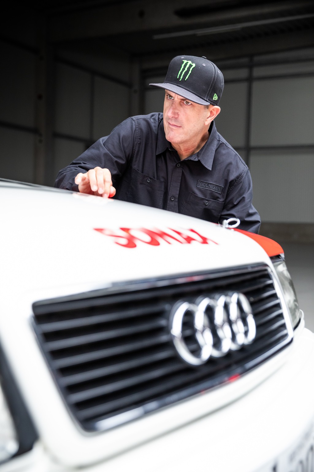 Chán làm video Gymkhana với Ford, Ken Block “nhảy team” sang Audi góp sức làm xe điện ảnh 4