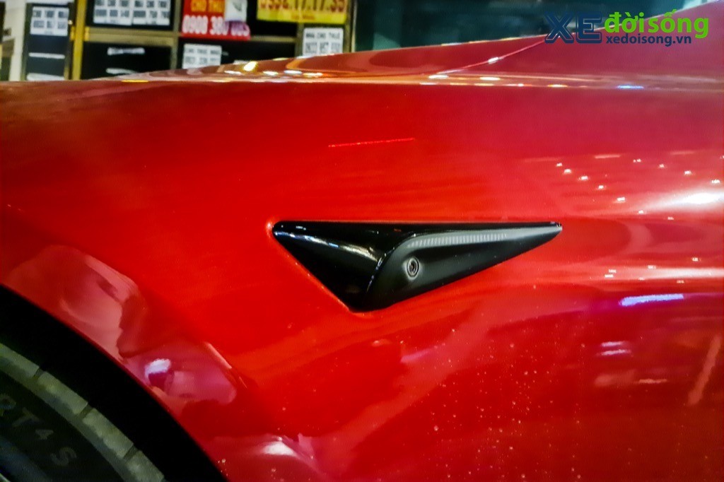 Siêu sedan điện thuần Tesla Model S Plaid bất ngờ xuất hiện Sài Gòn ảnh 3