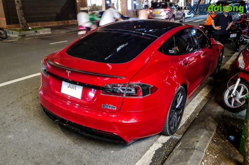 Siêu sedan điện thuần Tesla Model S Plaid bất ngờ xuất hiện Sài Gòn ảnh 4