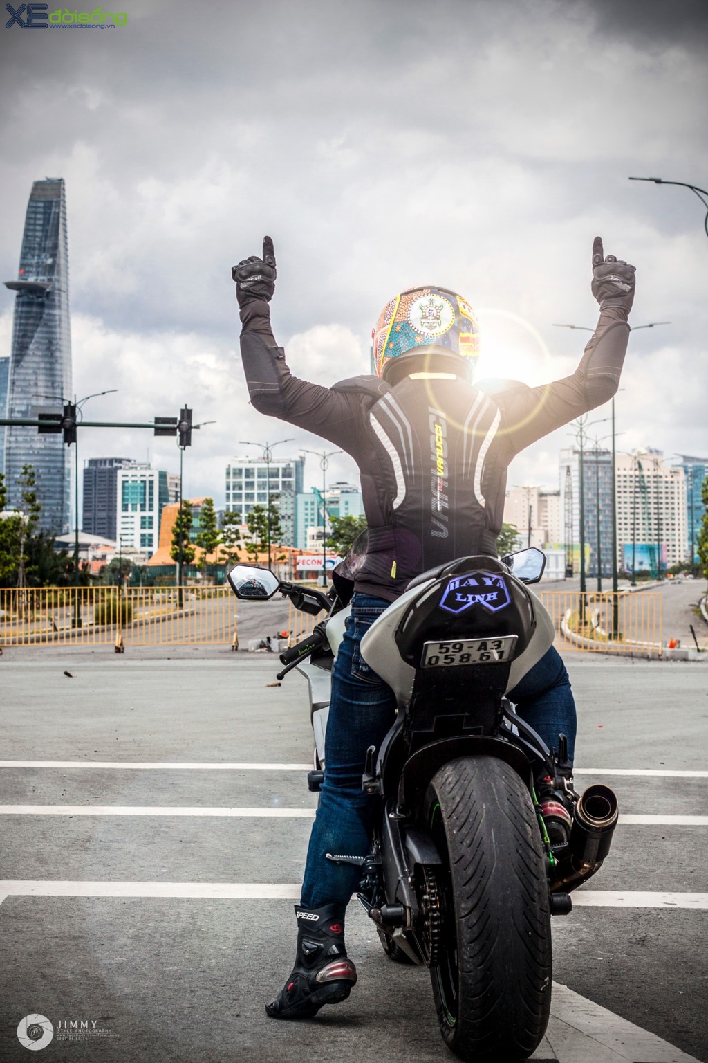 Nữ biker 9X Tô Cẩm Linh chia sẻ niềm đam mê Superbike ảnh 3