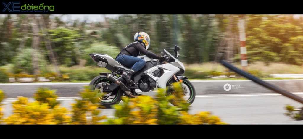 Nữ biker 9X Tô Cẩm Linh chia sẻ niềm đam mê Superbike ảnh 4