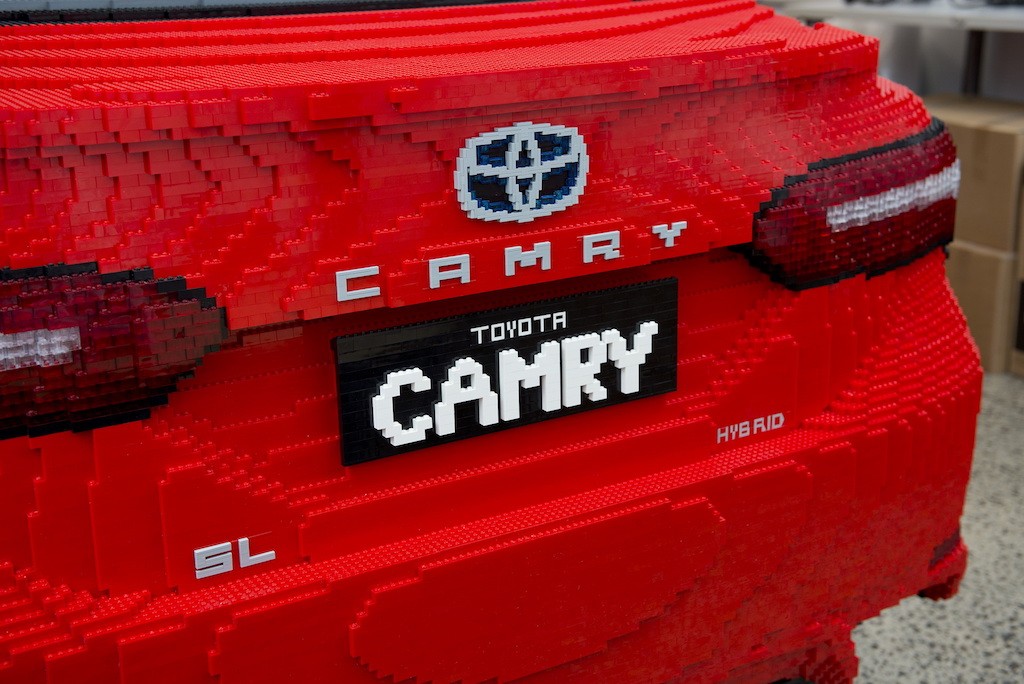 Độc đáo Toyota Camry được ghép hoàn toàn từ Lego ảnh 3