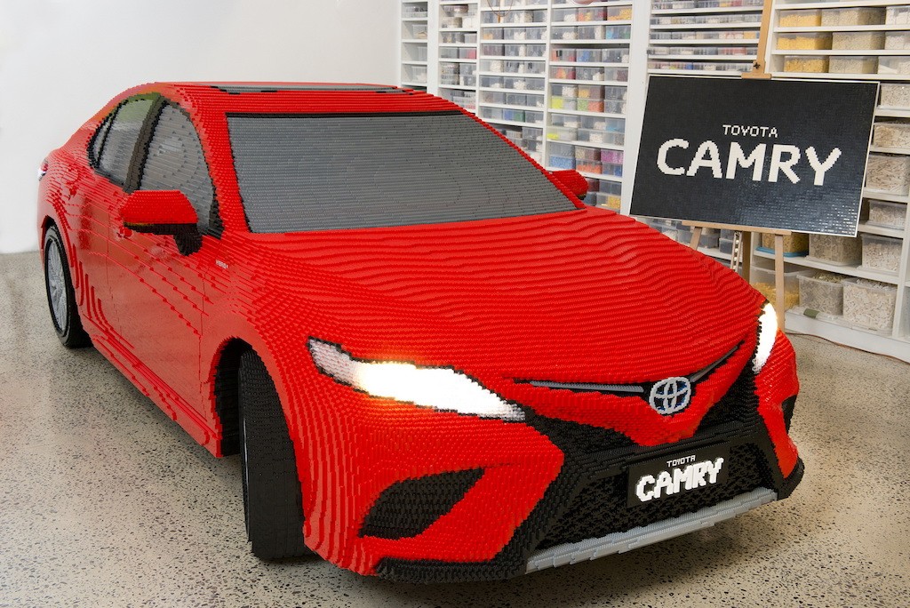 Độc đáo Toyota Camry được ghép hoàn toàn từ Lego ảnh 4