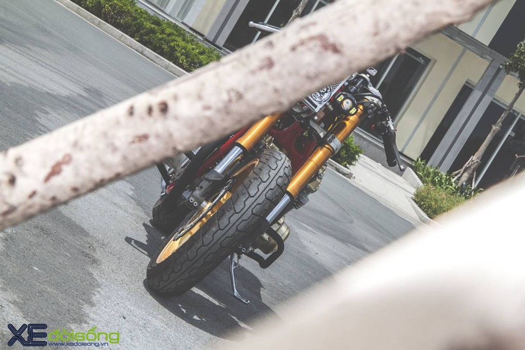 Honda CB750F độ cafe racer cực chất với tông vàng cam Repsol ở Sài Gòn ảnh 4