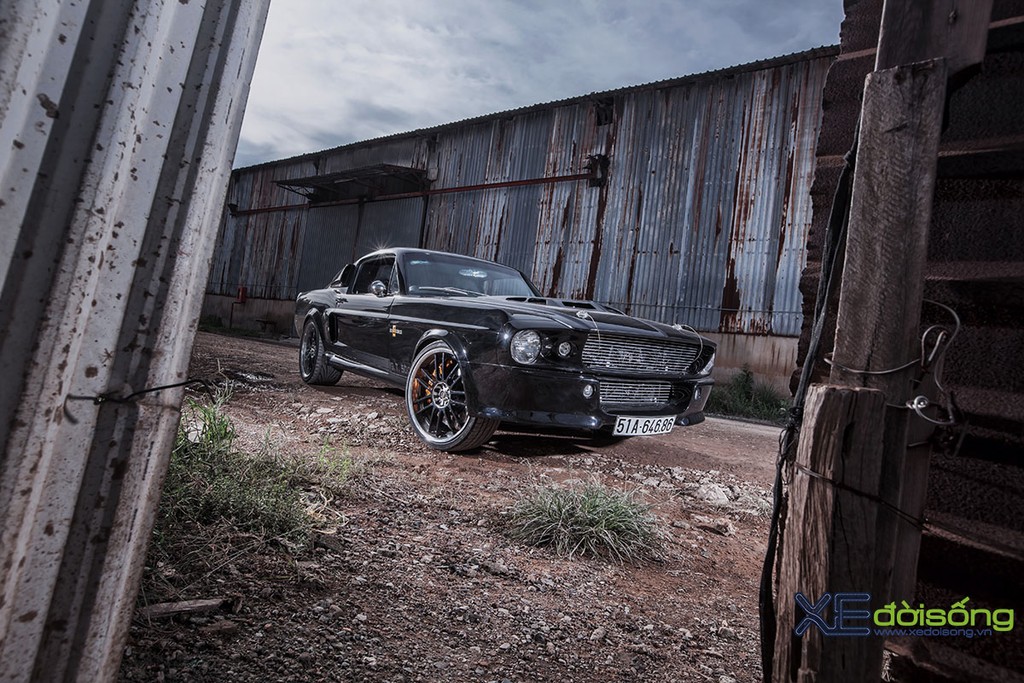 Thợ Việt độ Ford Mustang Shelby GT500 Eleanor: giấc mơ có thật! ảnh 2