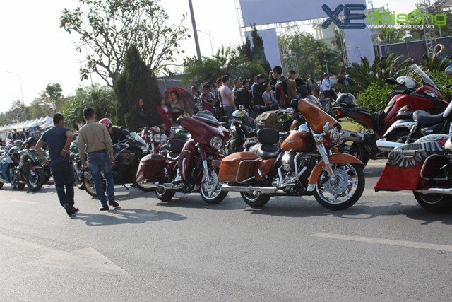 Hàng trăm xế khủng về Hà Nội dự lễ hội môtô đầu năm mới  ảnh 1