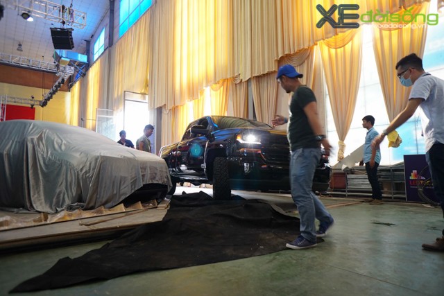 “Khủng long” Chevrolet Silverado chật vật vào Vietnam Motor Show 2016 ảnh 7