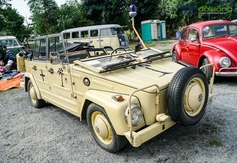 Độc đáo “Jeep Châu Âu” hàng hiếm ở Hà Nội ảnh 1