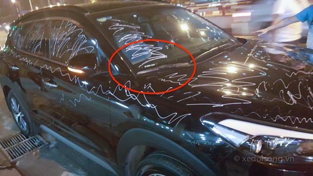 Cô gái vẽ chi chít lên xe Hyundai Tucson vì đỗ trước cửa nhà ảnh 2
