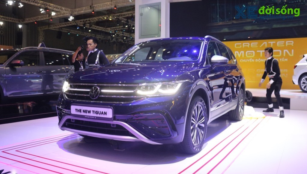 Volkswagen Tiguan Allspace tái xuất hiện tại Việt Nam với bản facelift mới, giá từ 1,999 tỷ đồng ảnh 3