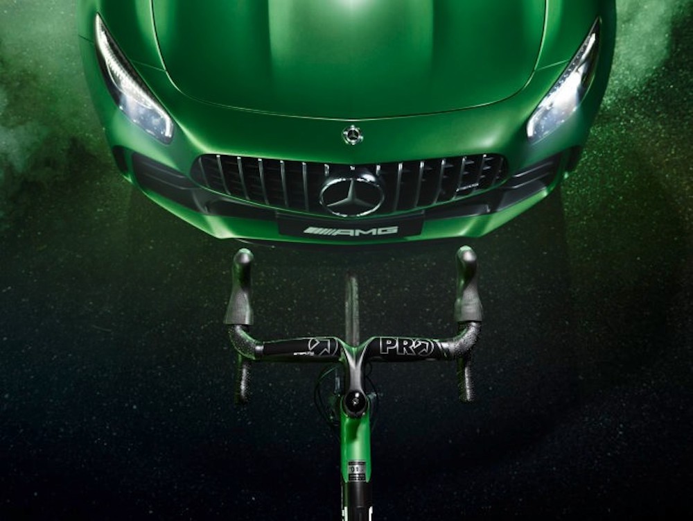 Xe đạp đua phong cách Mercedes-AMG GT R giá 188 triệu ảnh 2