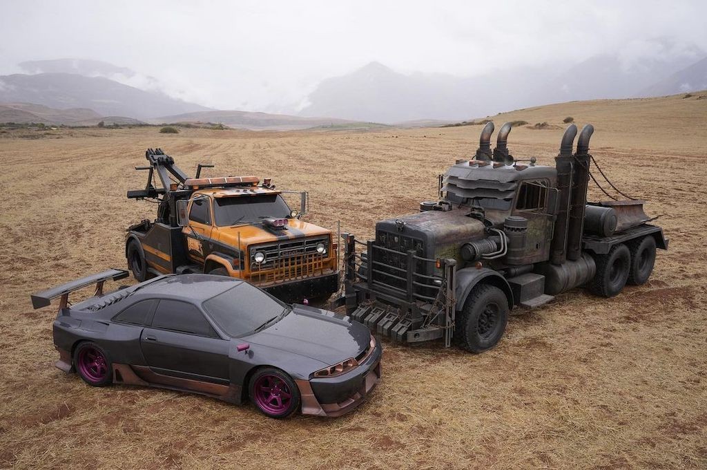 Hé lộ dàn “diễn viên” robot trá hình xe hơi trong phần mới phim Transformers: Toàn hàng cổ đã trên dưới 30 tuổi! ảnh 2