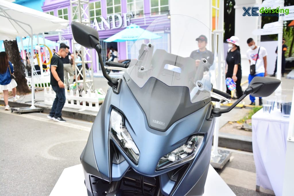 Cận cảnh Yamaha TMAX 560 bán chính hãng tại Việt Nam với giá 409 triệu đồng ảnh 4