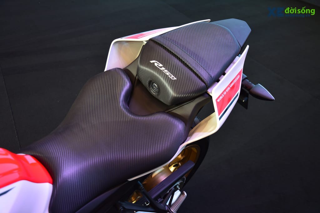 Chi tiết Yamaha YZF-R15 thế hệ mới: sportbike phân khối nhỏ đầy hứa hẹn với công nghệ ngập tràn mà giá “thơm”  ảnh 12