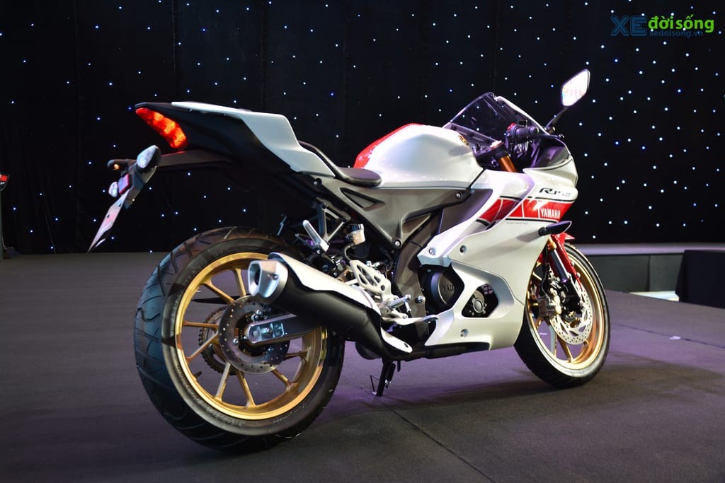 Chi tiết Yamaha YZF-R15 thế hệ mới: sportbike phân khối nhỏ đầy hứa hẹn với công nghệ ngập tràn mà giá “thơm”  ảnh 15