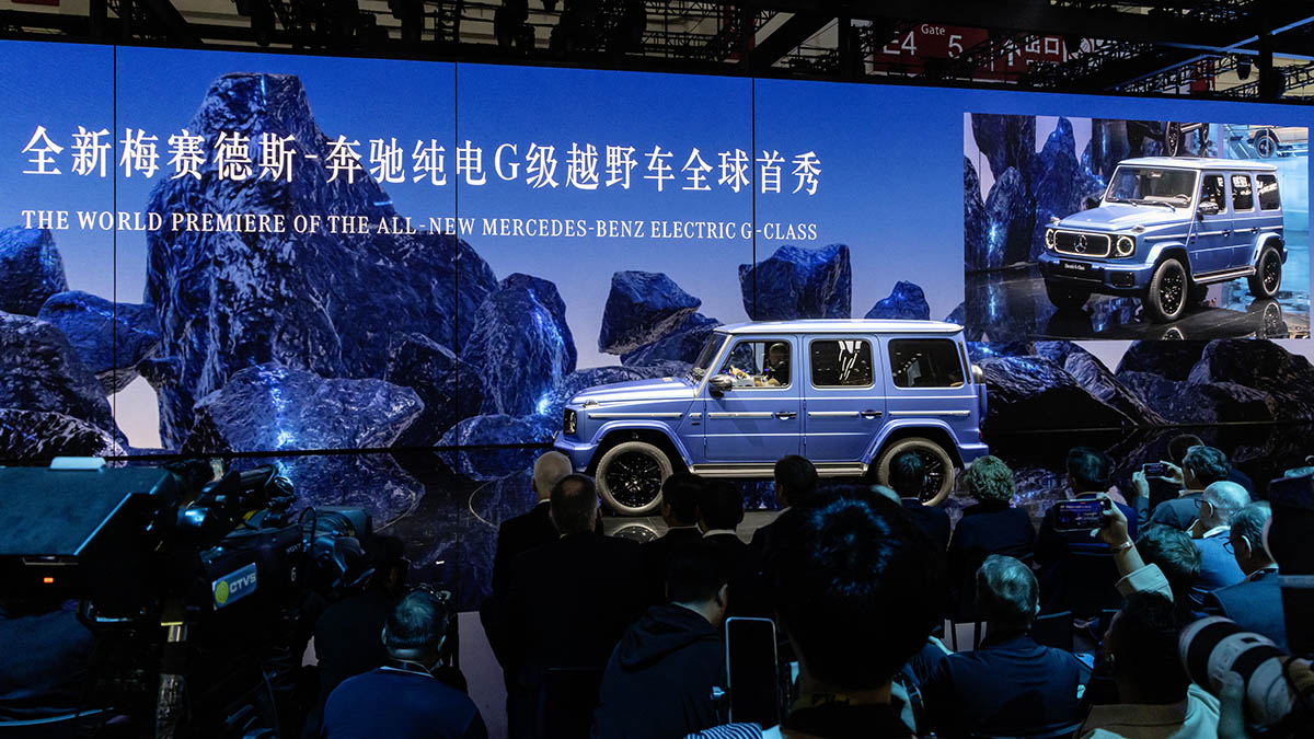 xedoisong_ra_mat_mercedes_benz_g_class_electric_g580_amg_gt_63_s_e_performance_at_auto_china_2024_h7.jpg (211 KB)